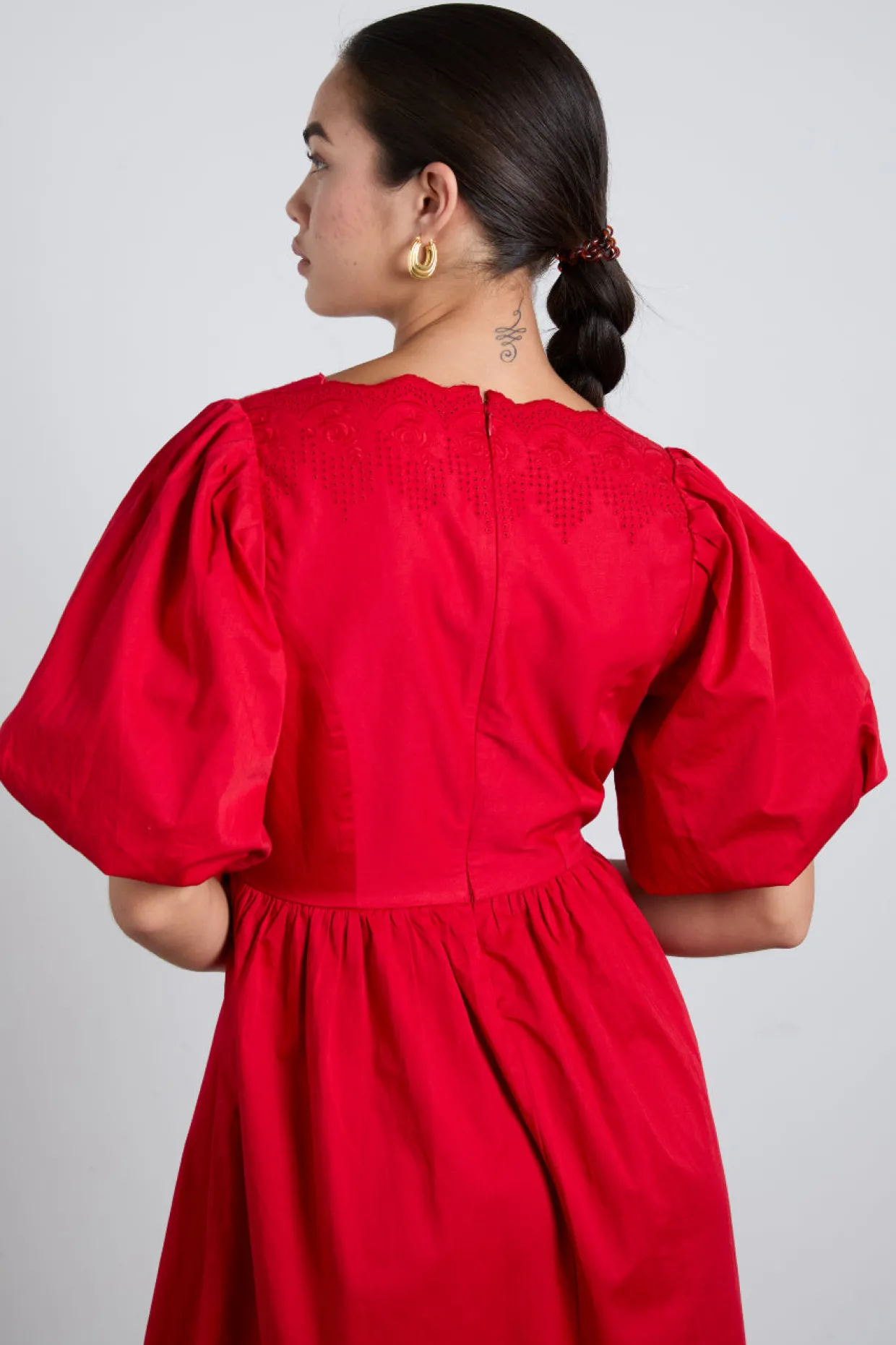aria bow embroidered midi dress - red