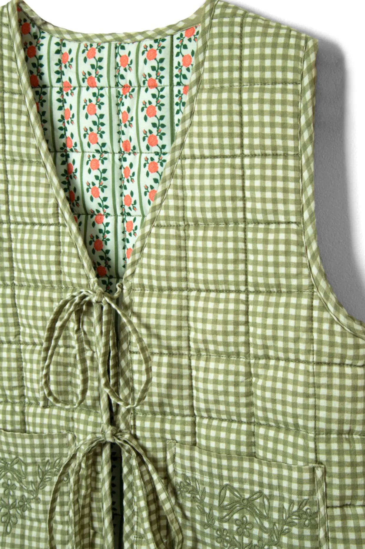 arte reversible tie gilet - green gingham