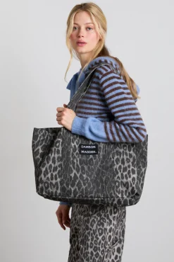 canvas tote bag in grey leopard print