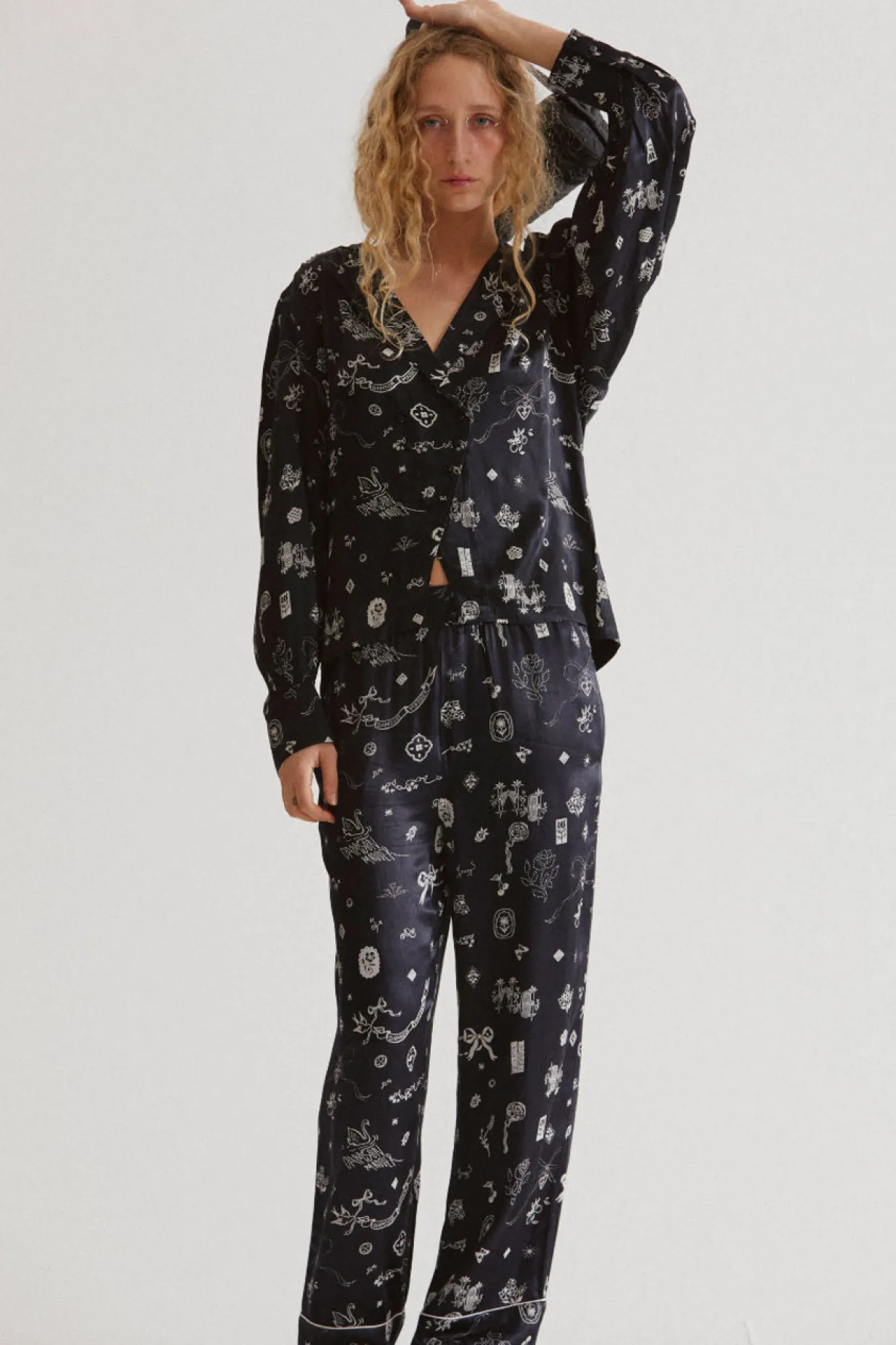 clairo blouse - symbol print