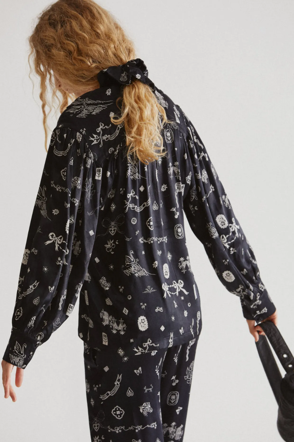 clairo blouse - symbol print