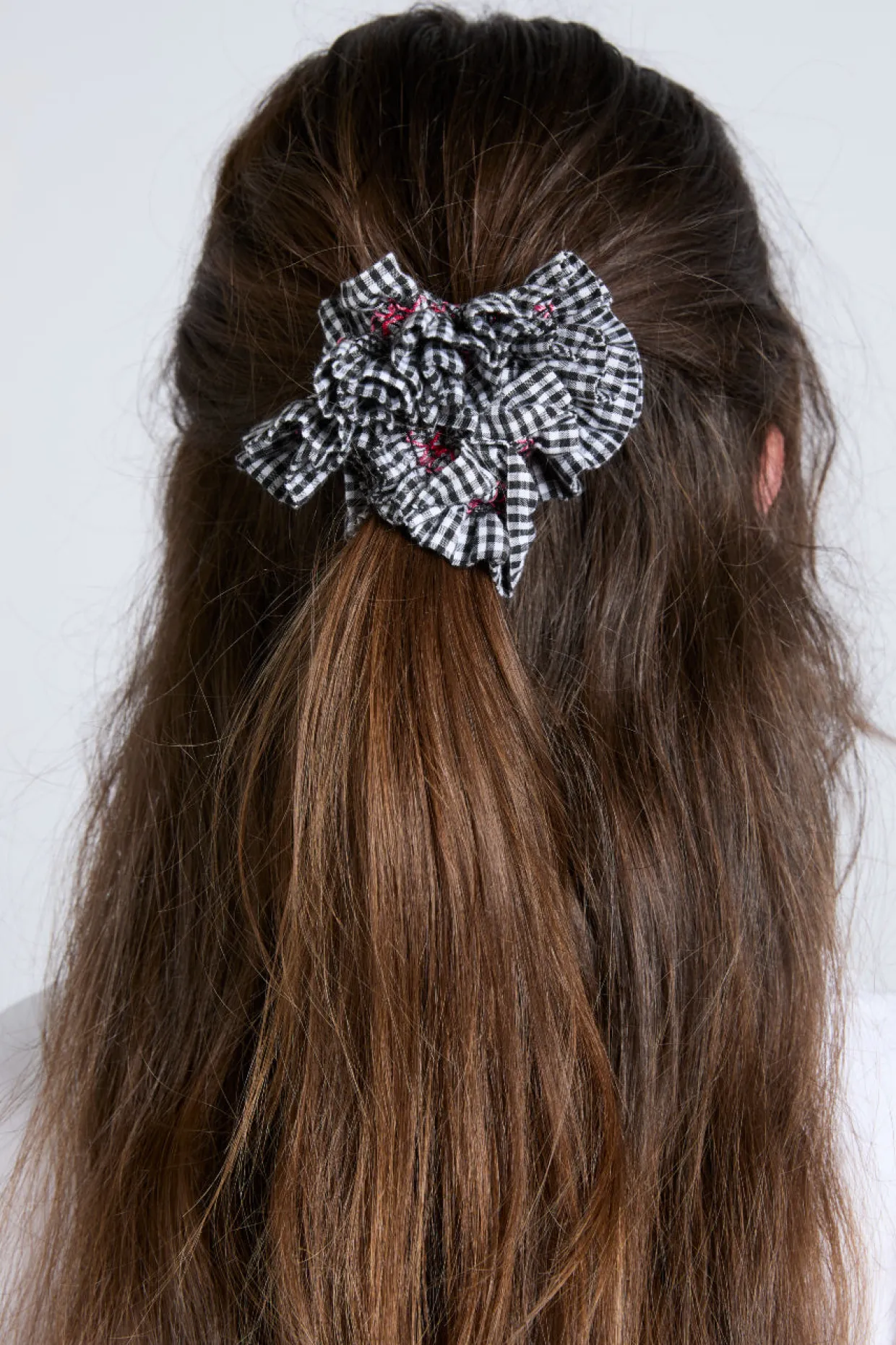 garter scrunchie in black u0026 ecru gingham with stitch detail