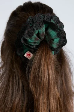green check broderie scrunchie
