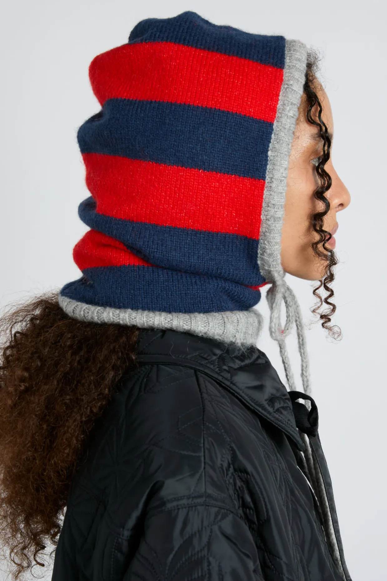 hood in red u0026 navy with grey tie