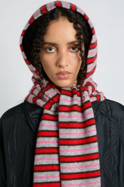 hooded scarf in stripe