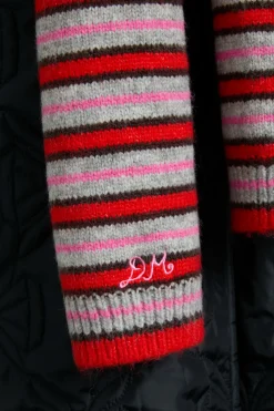 hooded scarf in stripe