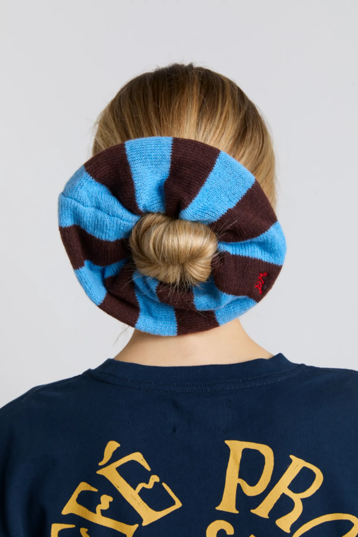 knitted scrunchie in choc u0026 blue stripe