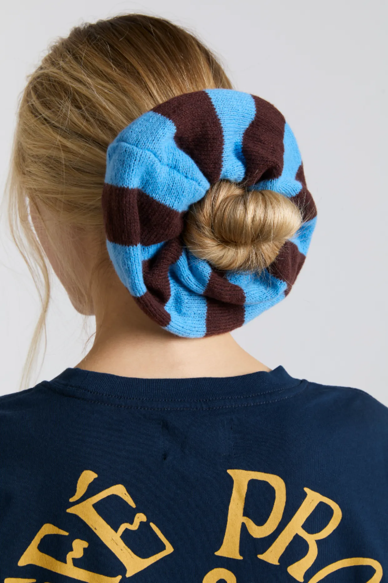 knitted scrunchie in choc u0026 blue stripe