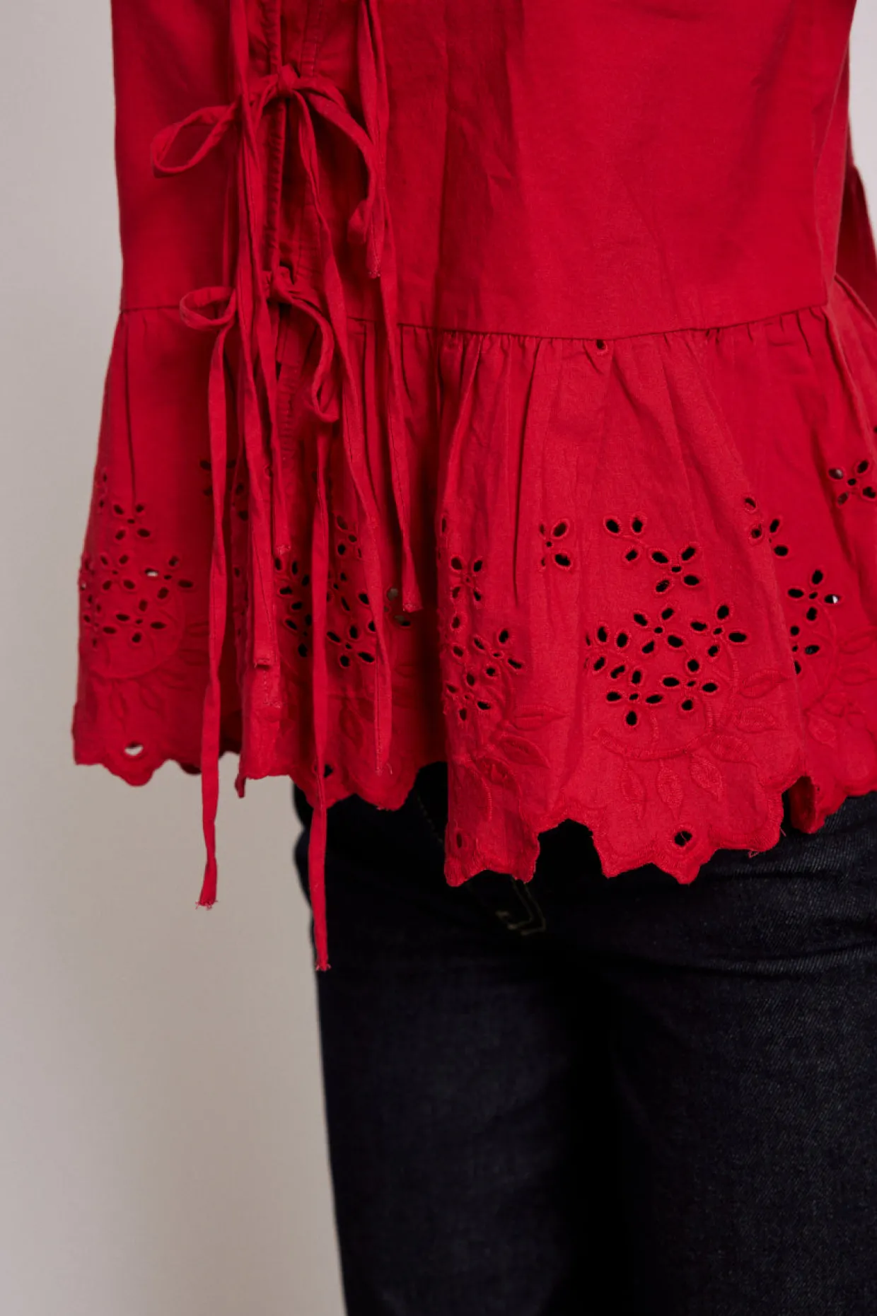 lana blouse - red