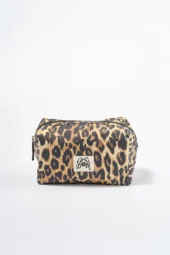 make up bag - leopard