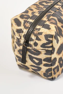 make up bag - leopard