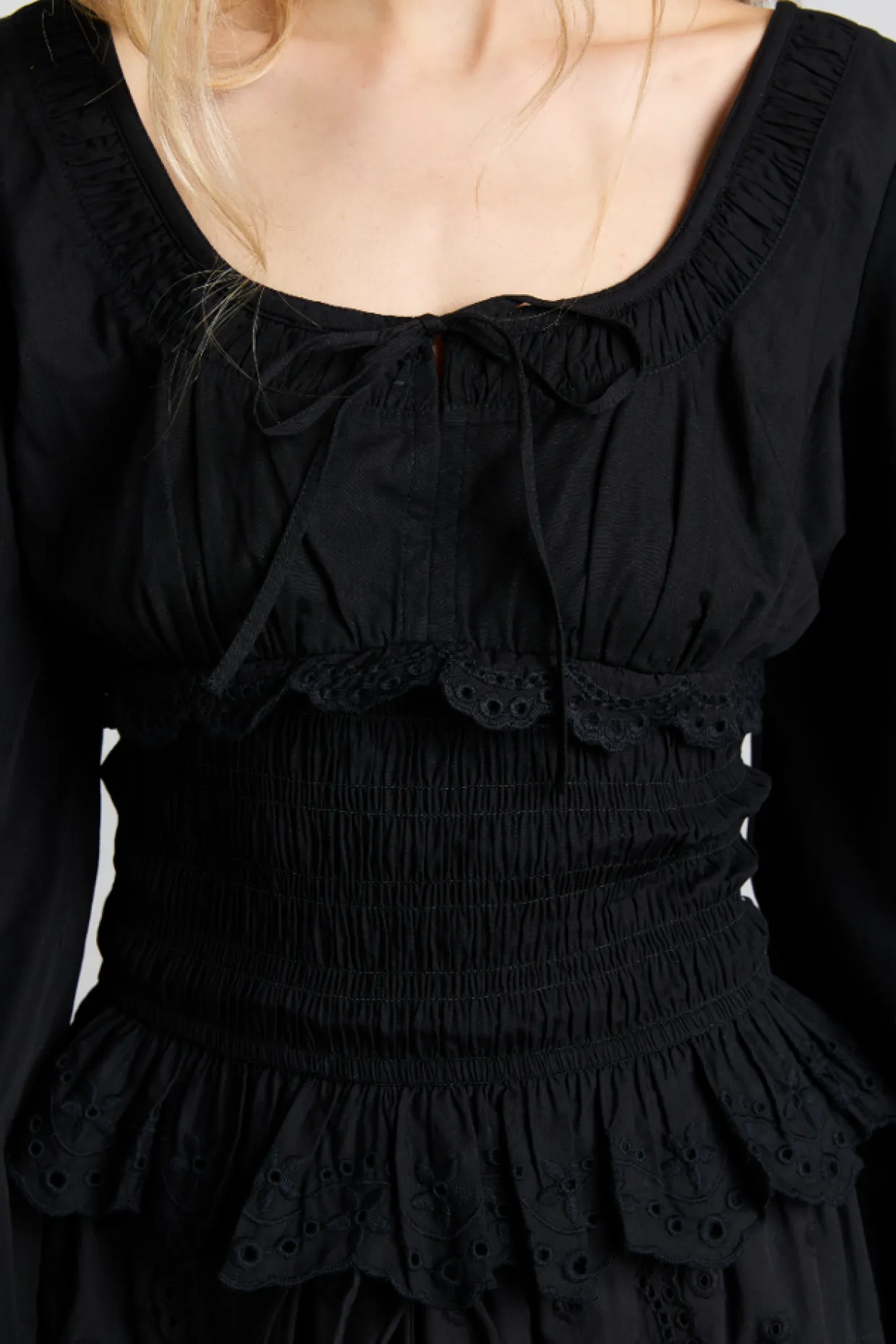 nola embroidered blouse - black