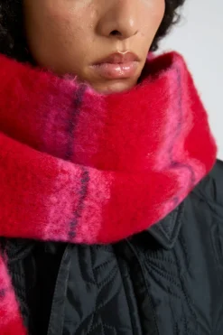 pink u0026 red fluffy stripe scarf