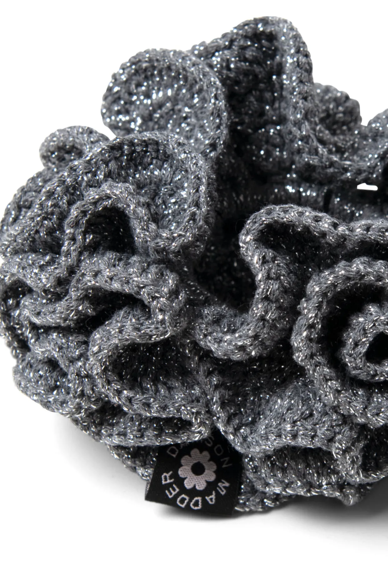 wiggle crochet scrunchie in silver metallic knit